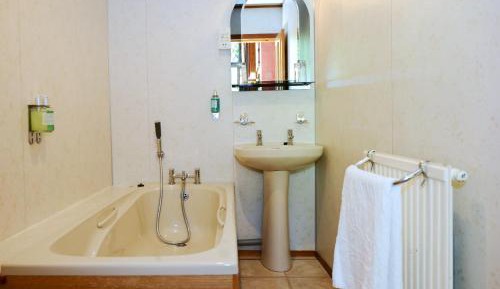 Standard Double Room with Bath