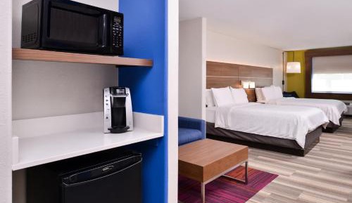 Suite with Two Queen Beds