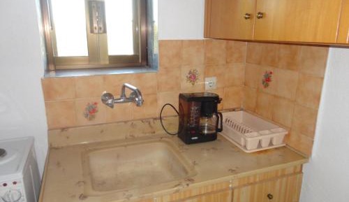 Studio (3 Adults)