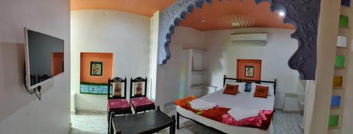 Deluxe Double or Twin Room