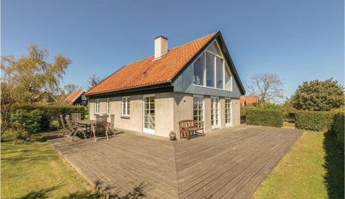 Four-Bedroom Holiday Home