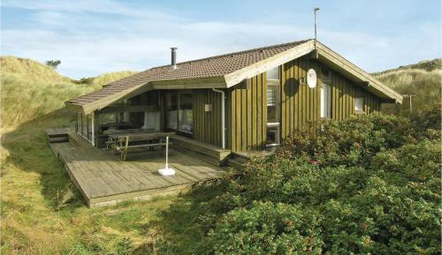 Four-Bedroom Holiday Home