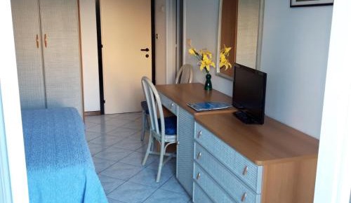 Large Single Room
