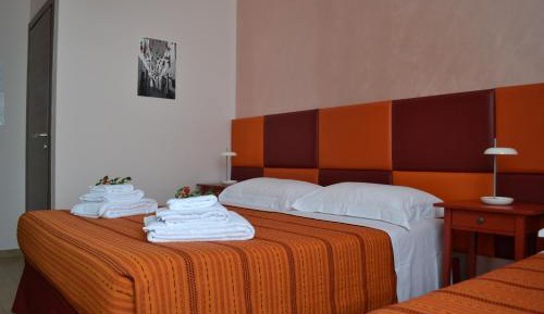 Comfort Triple Room