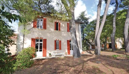 Four-Bedroom Holiday Home