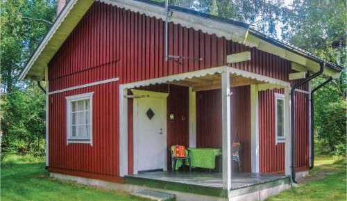 Two-Bedroom Holiday Home