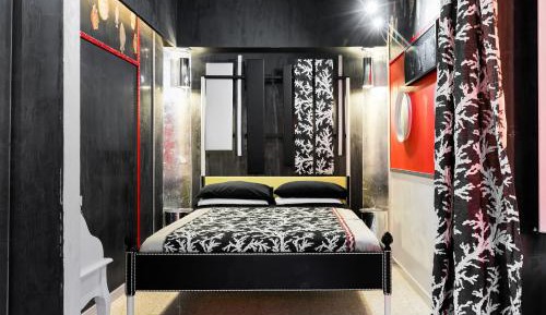 Penthouse One-Bedroom Apartment with Terrace