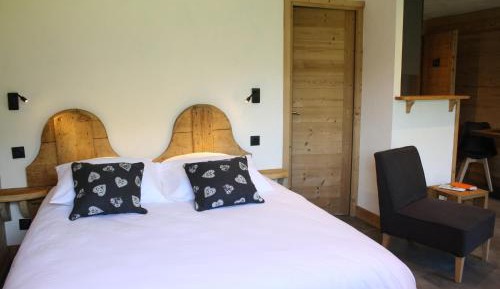 King Room with Mountain View