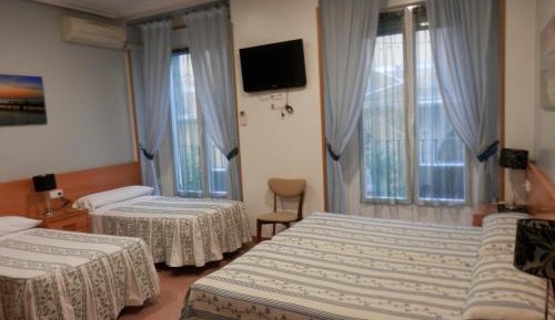 Comfort Quadruple Room