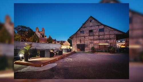 Deluxe Studio with Castle View