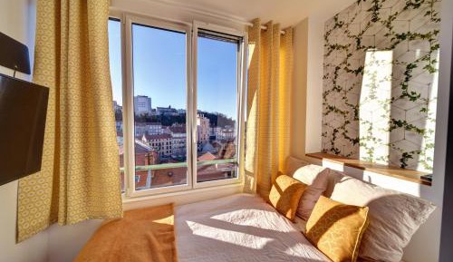 Apartment Spring