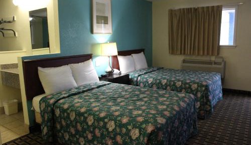 Two-Bedroom Suite