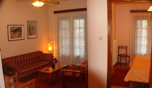 Quadruple Room (1- 4 Adults)