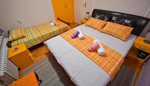 Triple Room with Shared Bathroom