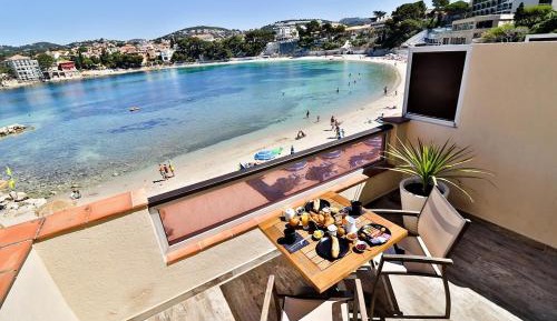 Double Room with Terrace - Beach View