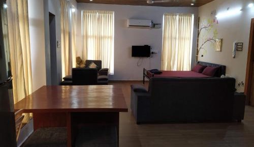One-Bedroom House
