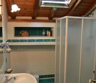Double or Twin Room with Private Bathroom
