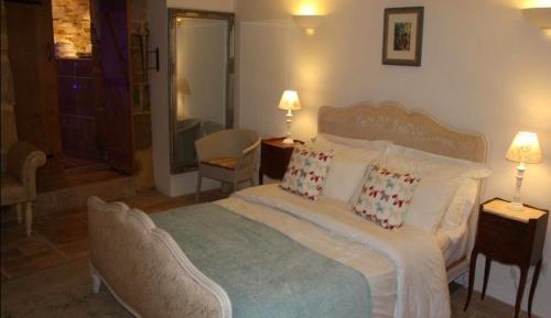 Deluxe Double Room with Shower