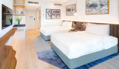 Superior Room Including Complimentary access to Surf Pool, Adventure Park, Wave Pool and Lazy River