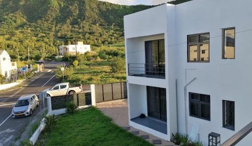 Studio Apartment with Sea View