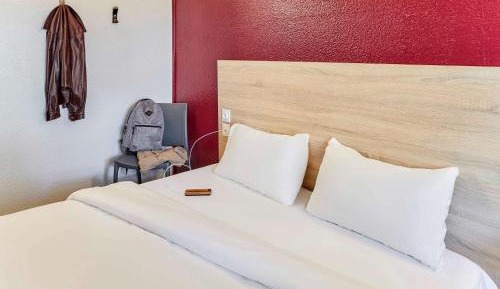 Tandem Room (2 Adults)