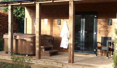 King Room with Spa Bath