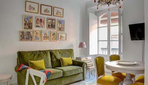 Deluxe Apartment
