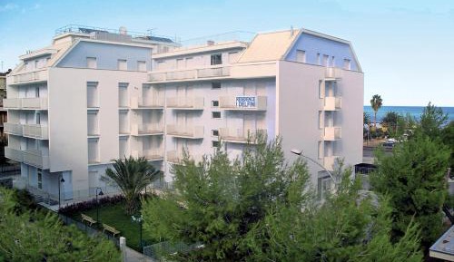 Superior One-Bedroom Apartment (4 Adults)