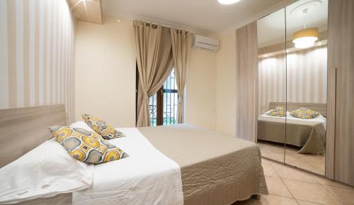 Deluxe Double or Twin Room with Balcony