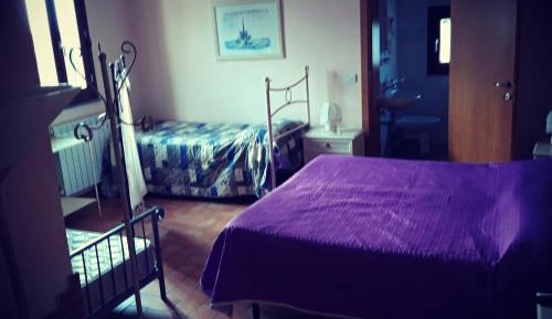 Quadruple Room with Private Bathroom