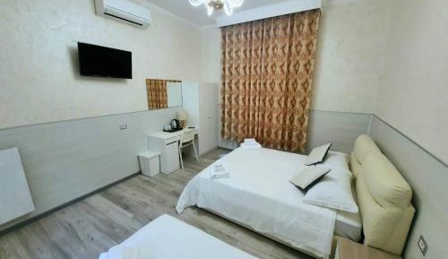 Luxury Triple Room with Balcony