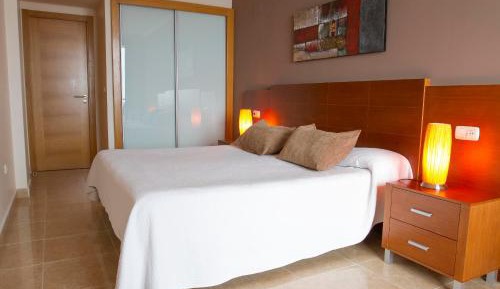 Two-Bedroom Apartment with Partial Sea View (2-4 Adults)
