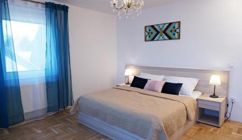 Deluxe Double or Twin Room with Lake View