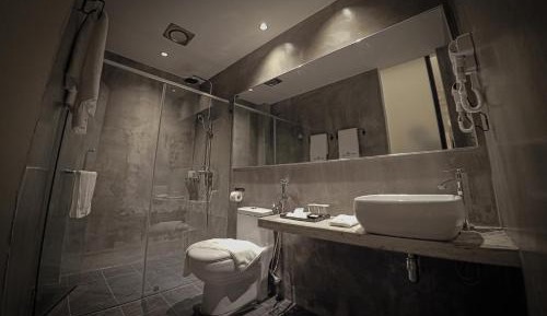 Premium Family Suite