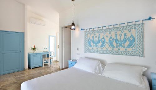 Two Connecting Double Rooms