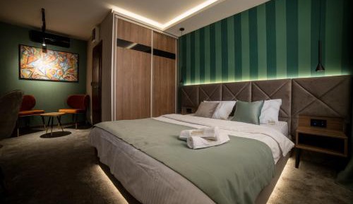 Luxury Triple Room