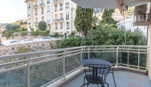 Studio with Balcony