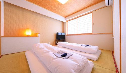 Japanese-Style Room