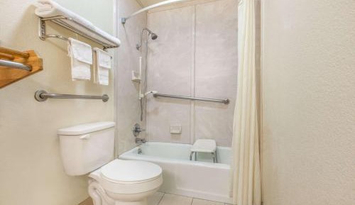 Double Room with Two Double Beds - Smoking