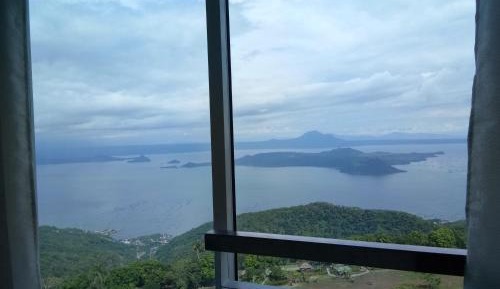 Studio with Lake View