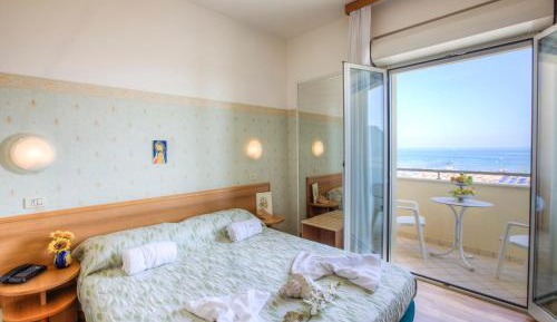 Superior Double Room with Sea View