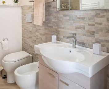 Quadruple Room with Private Bathroom