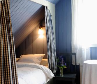Quadruple Room with Shared Bathroom
