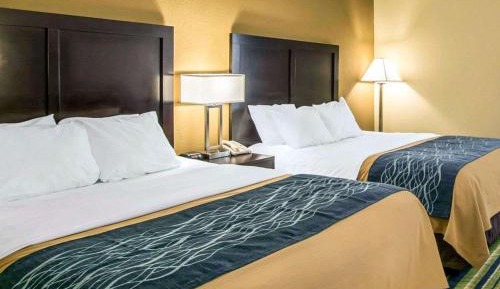 Queen Room with Two Queen Beds - Non-Smoking