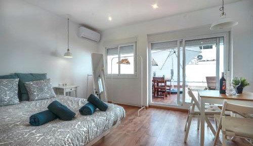Studio with Terrace