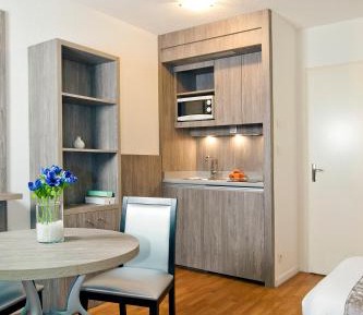 Studio (2 Adults)