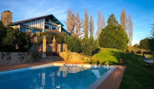 Deluxe Villa
