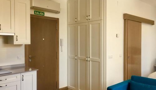 Studio Apartment