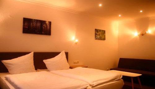Large Double Room