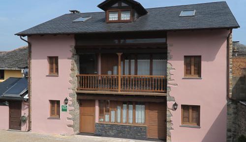 One-Bedroom Apartment (2 Adults)